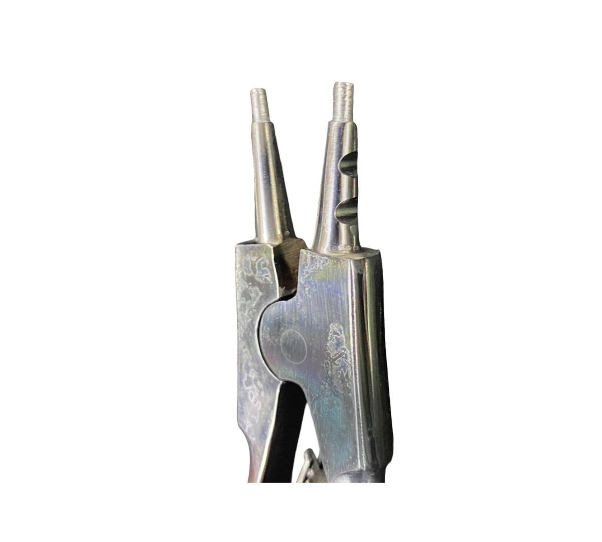 piercing_0035_PinzasparaCerrarArosSmall3.71.jpg